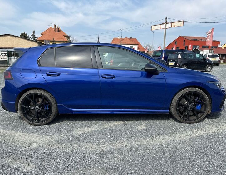 Volkswagen Golf 8
