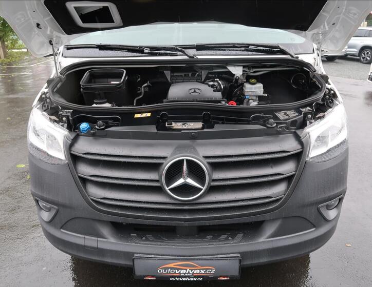 Mercedes-Benz Sprinter 18