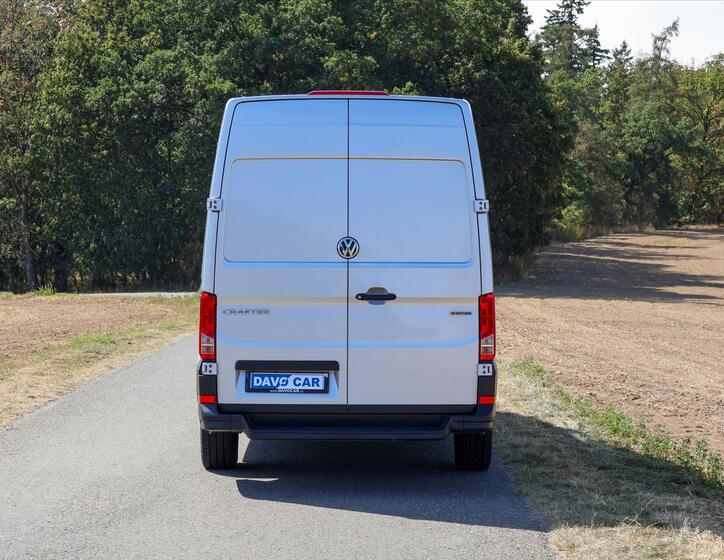 Volkswagen Crafter 6