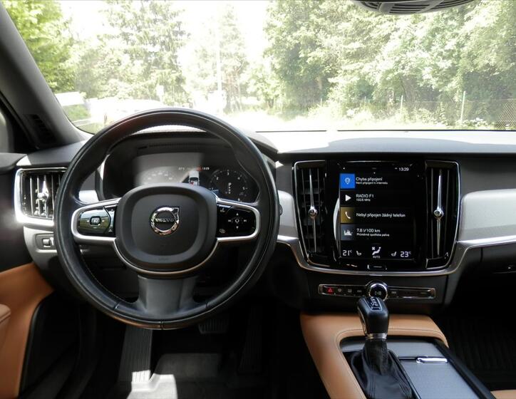 Volvo V90 18