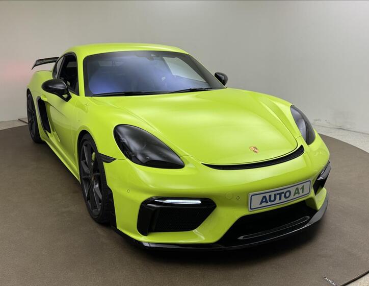 Porsche Cayman 3