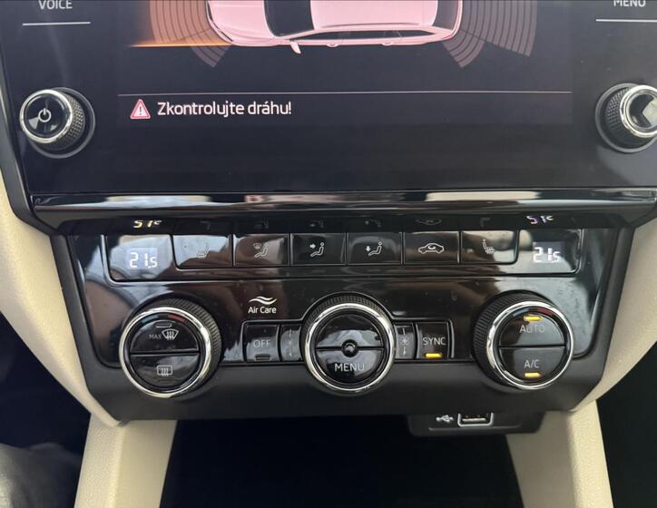 Škoda Octavia 21