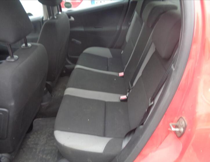 Peugeot 207 8