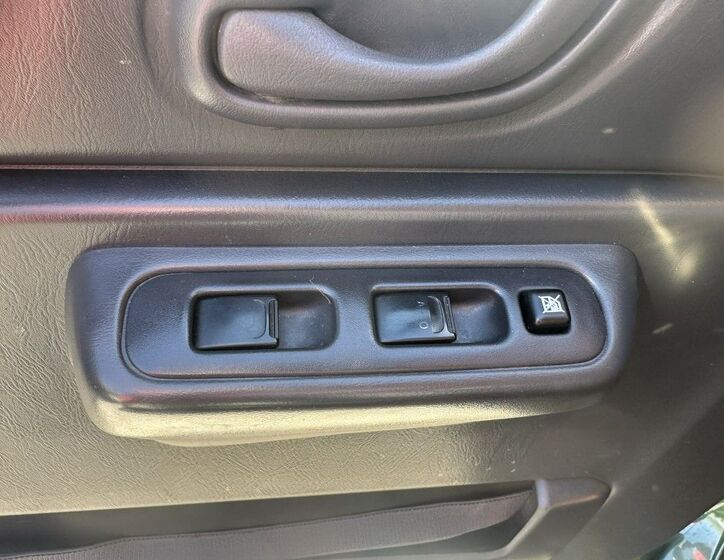 Suzuki Jimny 17