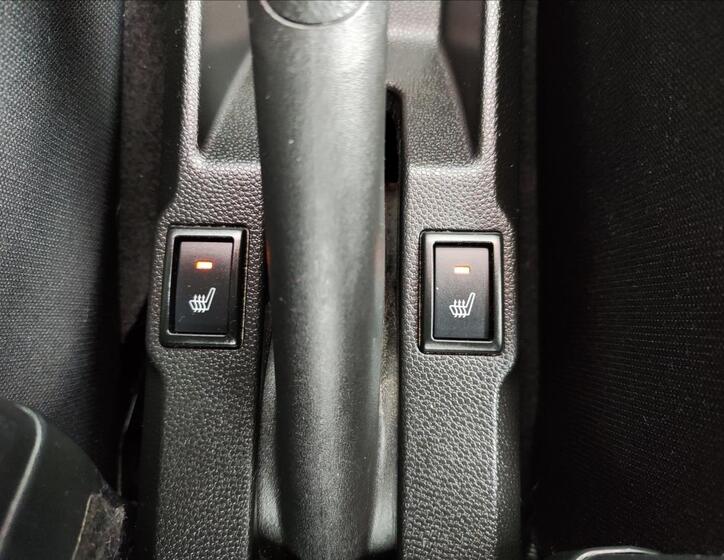 Suzuki Ignis 17
