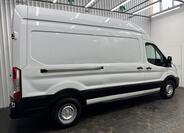 Ford Transit 9
