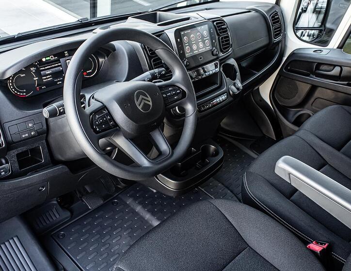 Citroën ë-Jumper 12