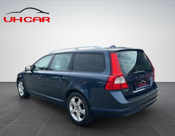 Volvo V70 12