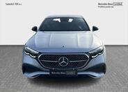 Mercedes-Benz Třídy E 8