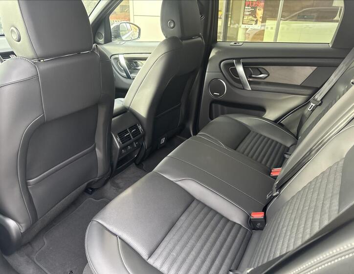 Land Rover Discovery Sport 14