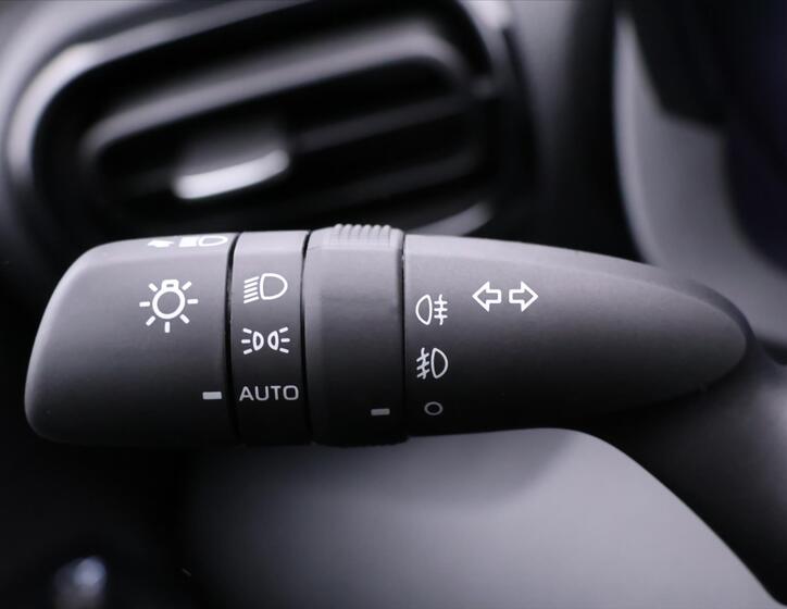 Toyota Yaris Cross 21