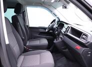 Volkswagen Multivan 14