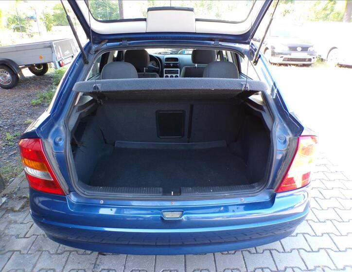 Opel Astra 17