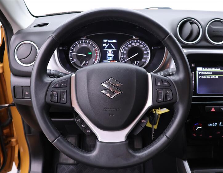 Suzuki Vitara 19