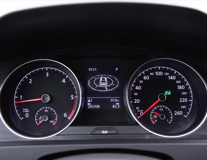 Volkswagen Golf 20