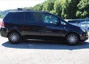 Opel Zafira 4