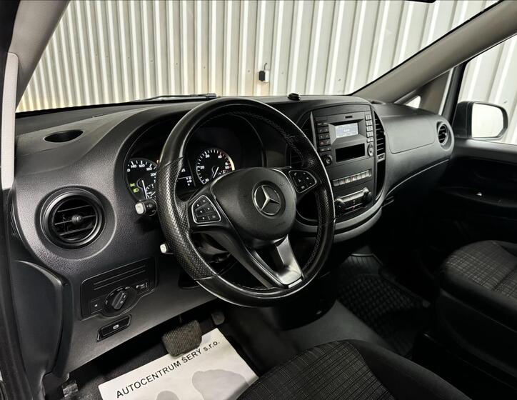 Mercedes-Benz Vito 15