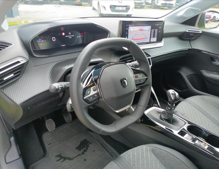 Peugeot 208 19