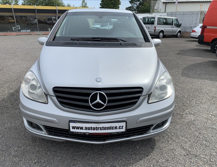 Mercedes-Benz Třídy B 8