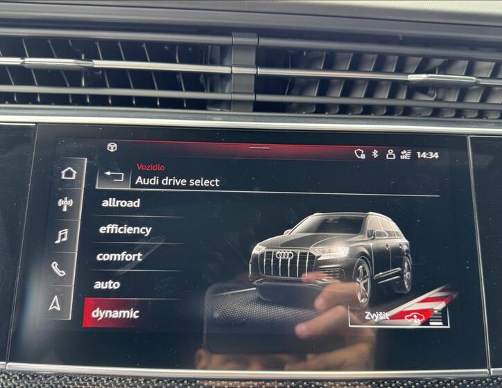 Audi SQ7 37