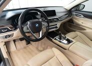 BMW Řada 7 14