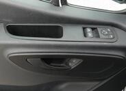 Mercedes-Benz Sprinter 9