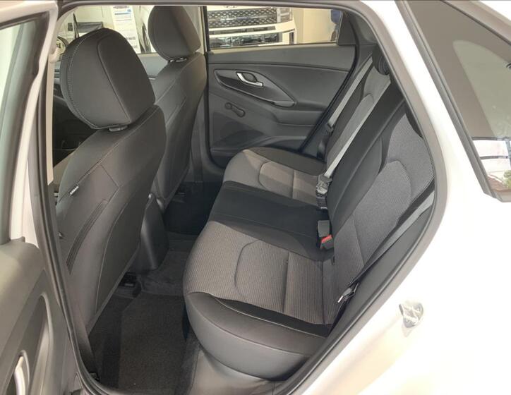 Hyundai i30 10