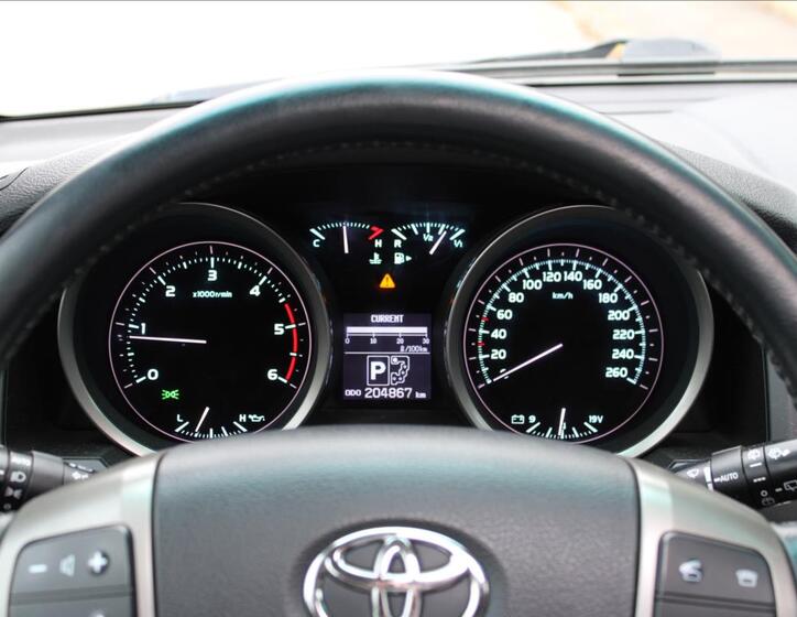Toyota Land Cruiser 21