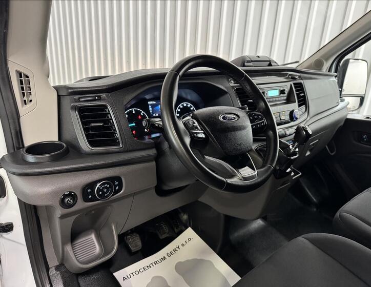 Ford Transit 16