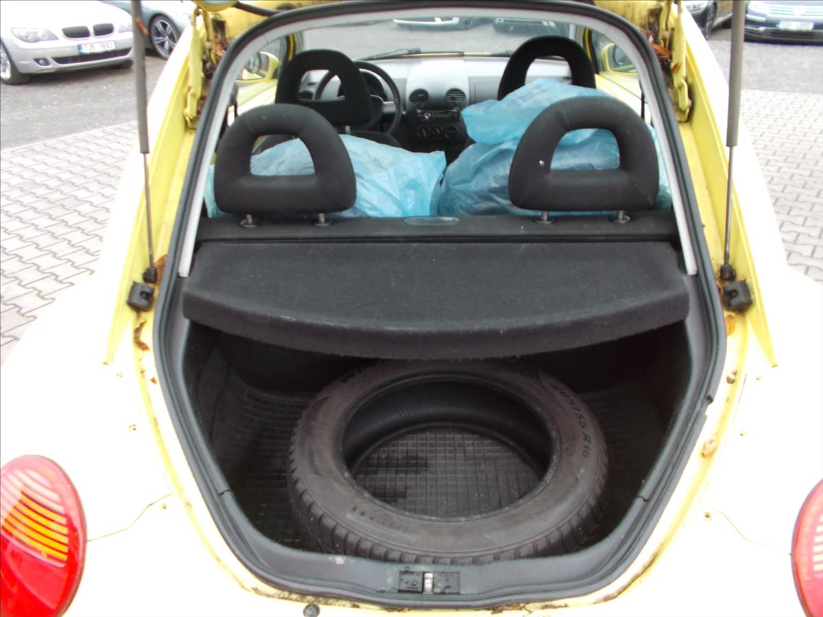 Volkswagen New Beetle