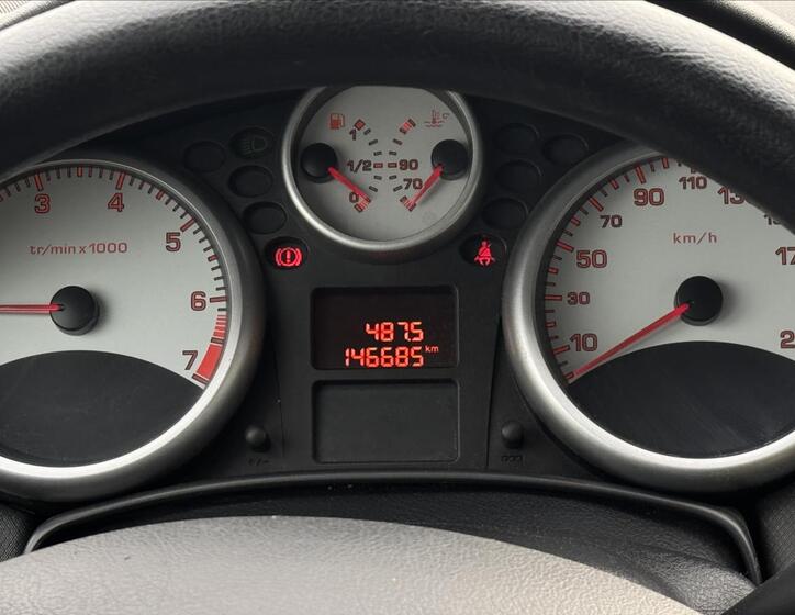 Peugeot 207 12