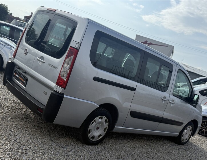 Peugeot Expert 5