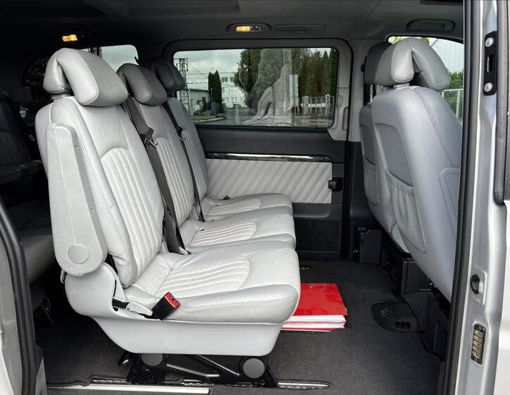 Mercedes-Benz Viano 33