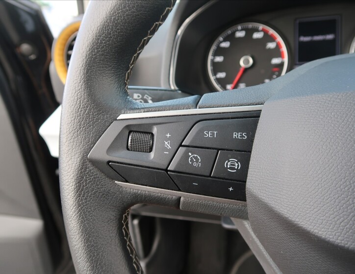 Seat Arona 37
