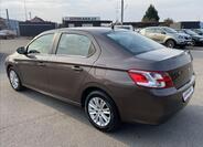 Peugeot 301 8