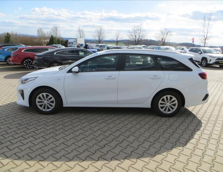 KIA Ceed 4