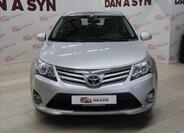 Toyota Avensis 2