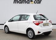 Toyota Yaris 5