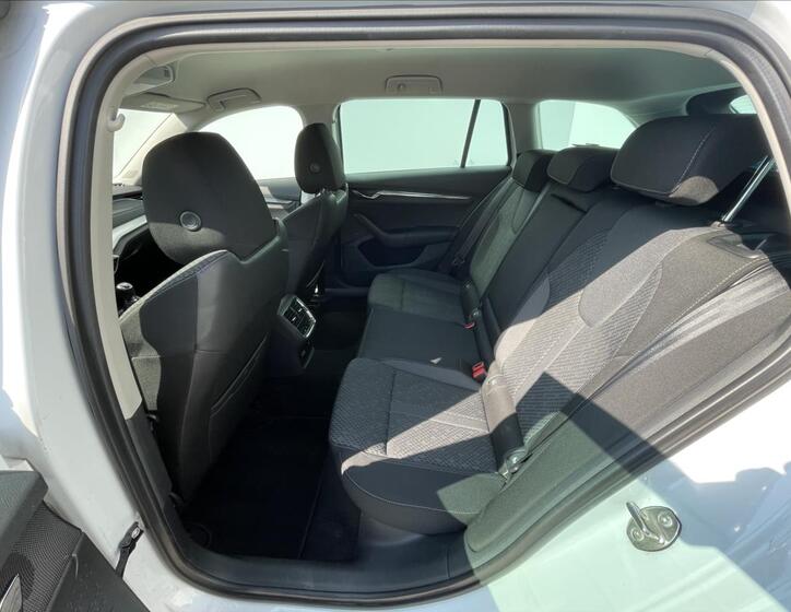 Škoda Octavia 16