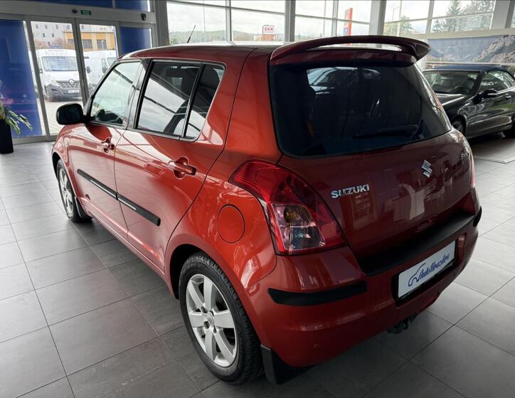 Suzuki Swift 4