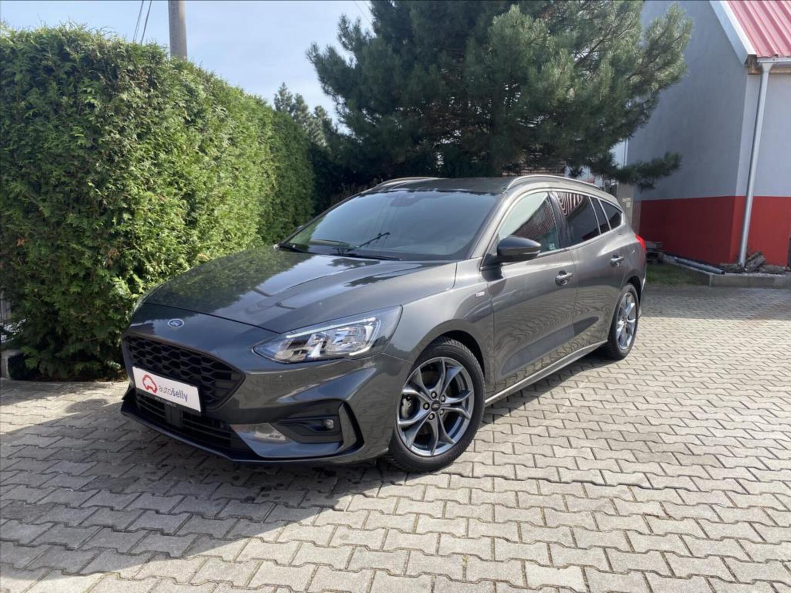Ford Focus 1