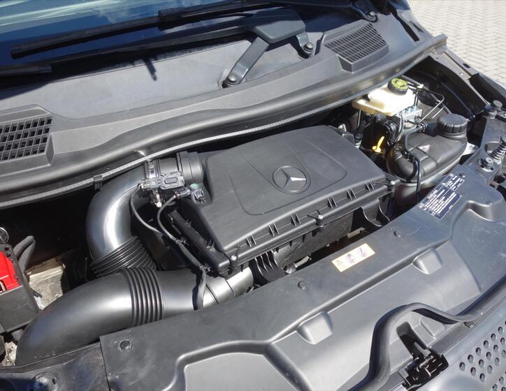 Mercedes-Benz Vito 19