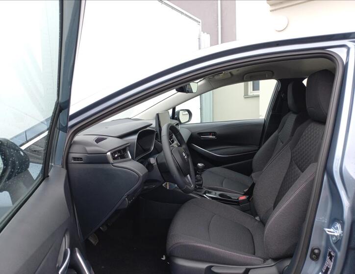 Toyota Corolla 8
