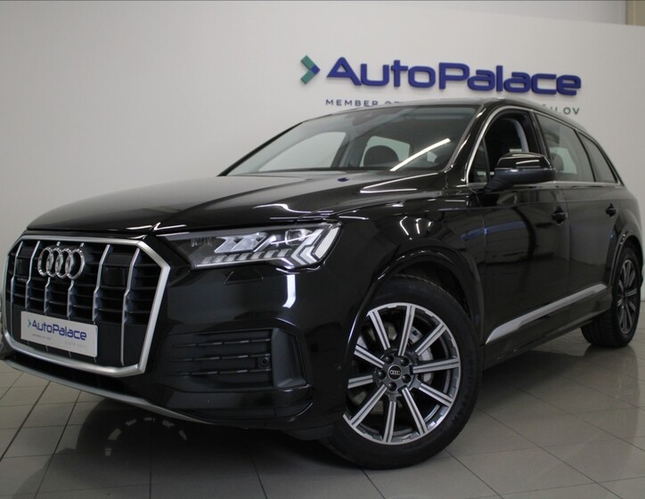 Audi Q7 1