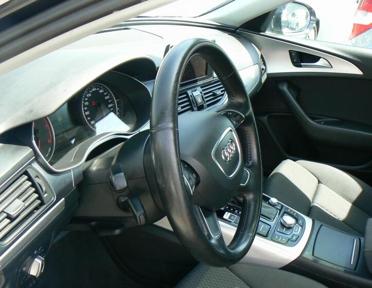 Audi A6 10