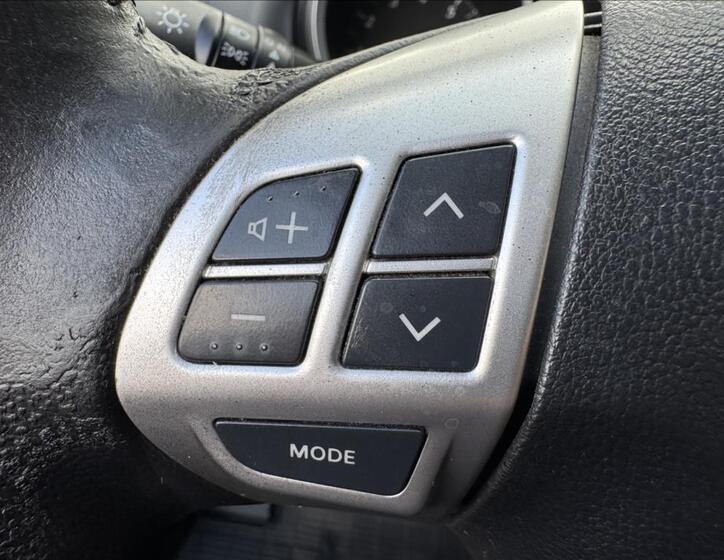 Mitsubishi Lancer 34
