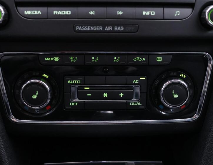 Škoda Superb 25