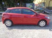 Hyundai i20 8