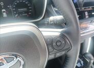 Toyota Corolla Cross 13
