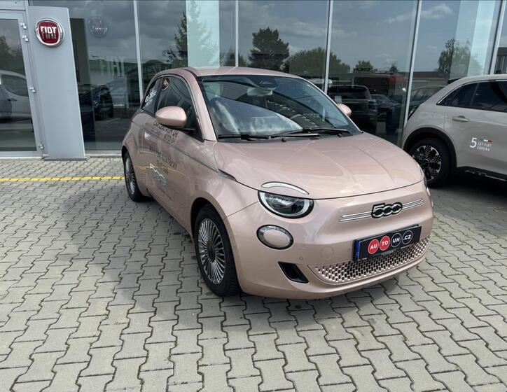 Fiat 500e 1